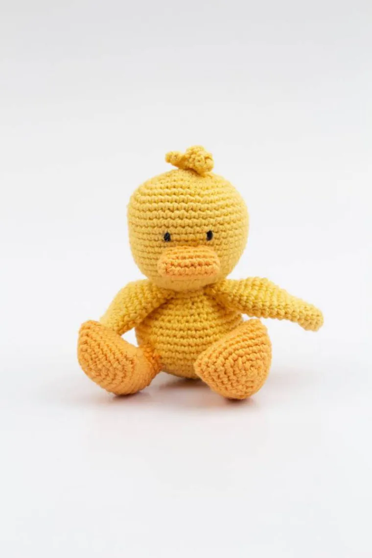 Más de 259 reclusas de 7 penales trabajan en una empresa fabricando muñecos estambre