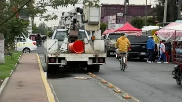 Ciclistas del oriente del Edomex exigen a automovilistas respetar ciclovías
