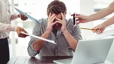 Estrés laboral golpea a 6 de cada 10 trabajadores en México: CTM