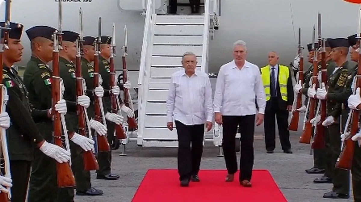 AMLO da la bienvenida al presidente de Cuba en Campeche