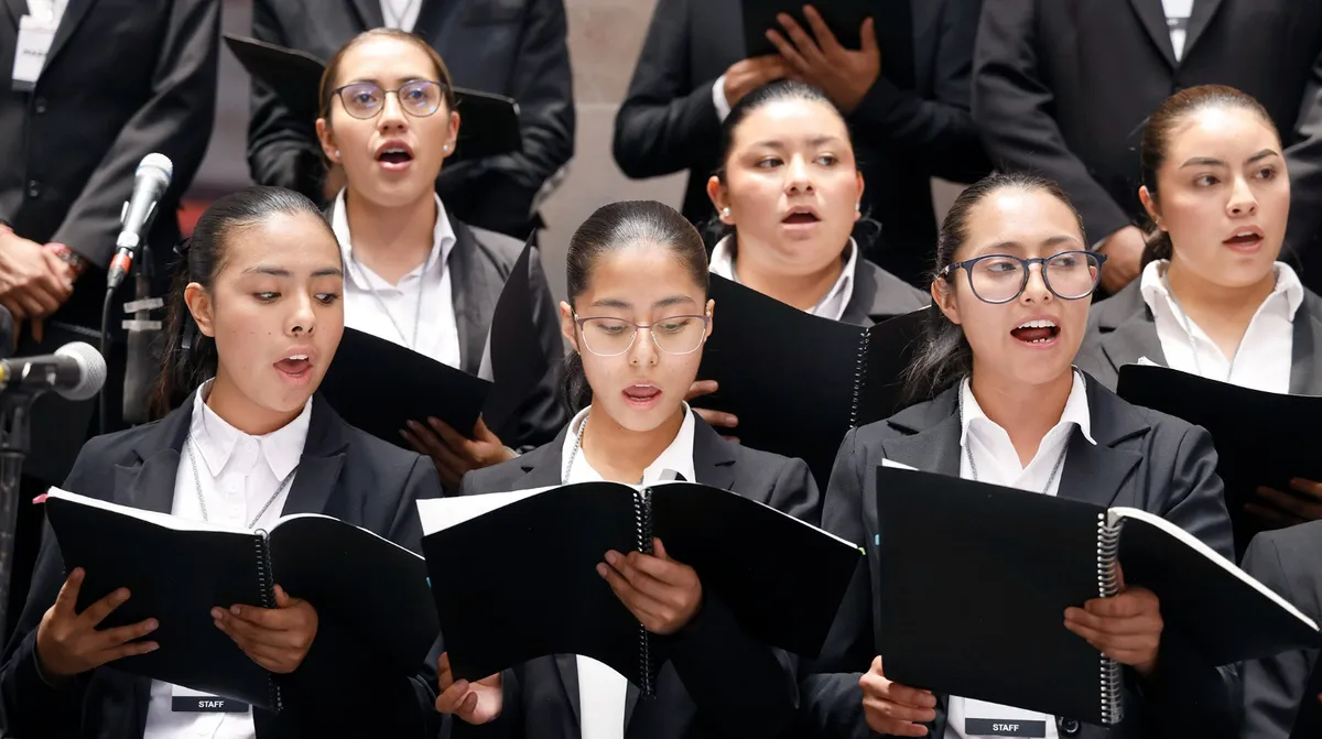 Coro Monumental del Edomex muestra el poder del arte en la educación