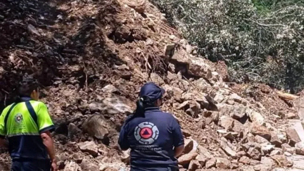 Sube a seis los lesionados por derrumbe en Ixtapan de la Sal