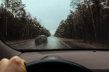 Llaman a manejar con precaución durante temporada de lluvias