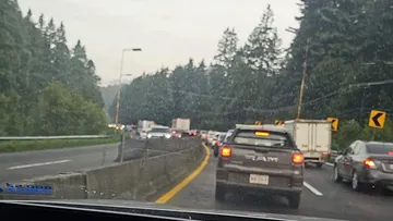 Accidente en la México-Toluca reduce a un carril la circulación en La Marquesa