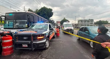 Muere mototaxista tras ser arrastrado 300 metros por autobús en vía Morelos, Ecatepec