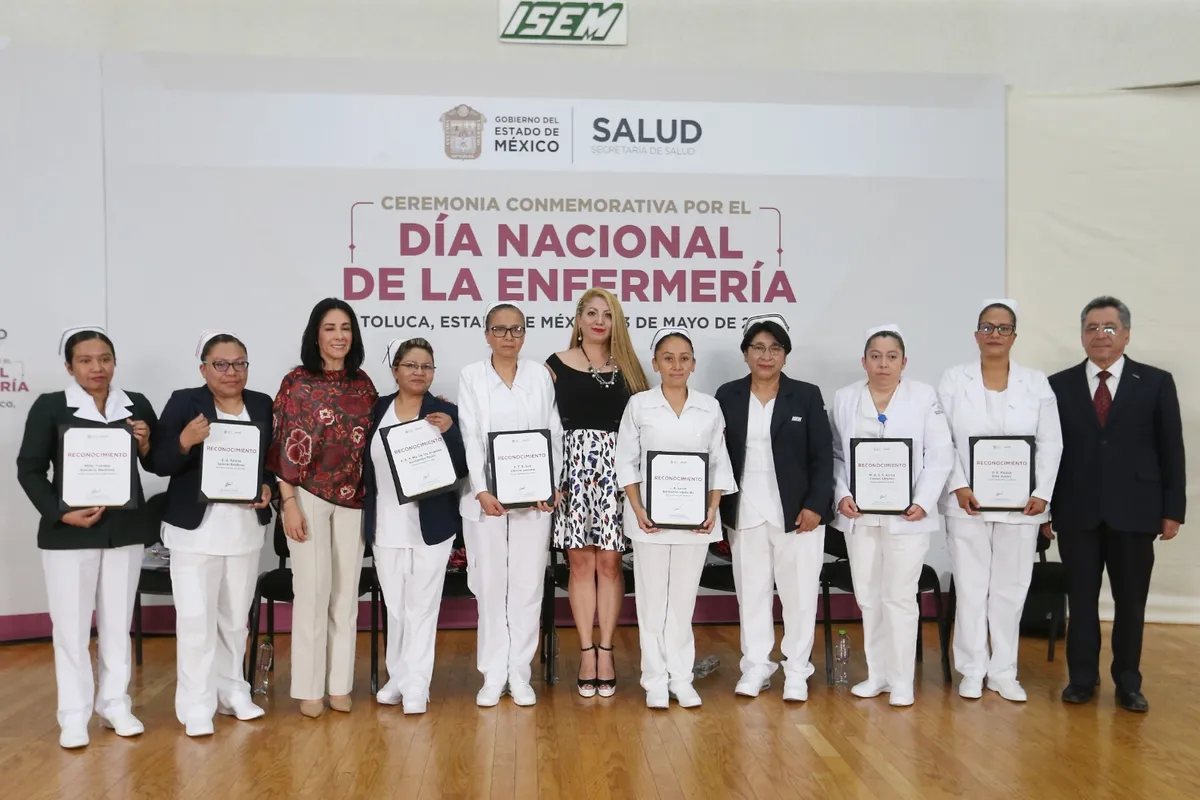 Reconocen labor de enfermeras y enfermeros mexiquenses