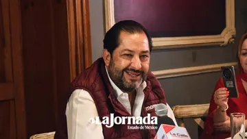 Alza la mano Francisco Vázquez para ser líder parlamentario de Morena