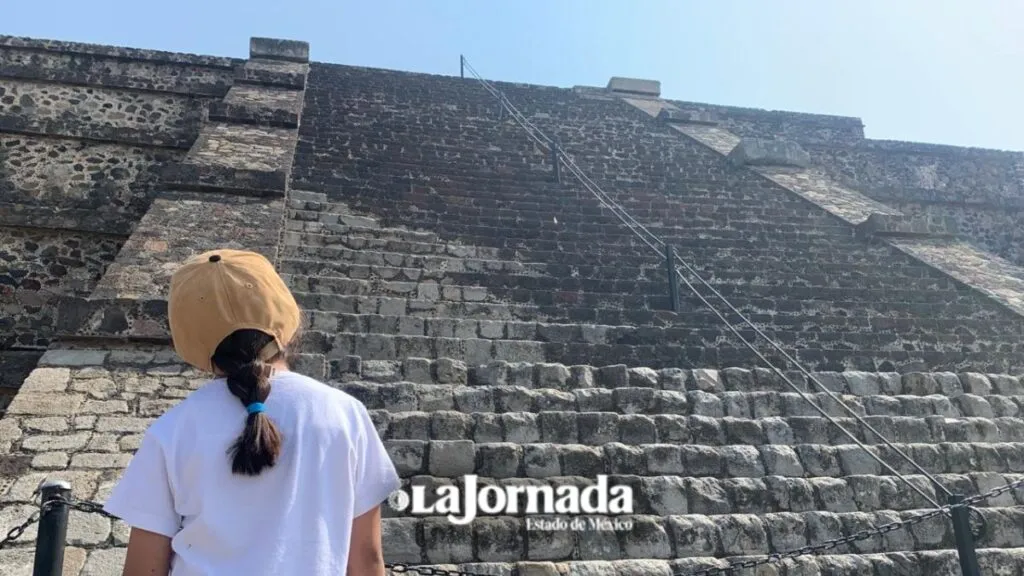 Alcaldes insisten en permitir ascenso a la pirámide del Sol