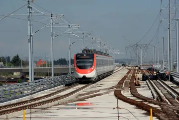 tren Interurbano México-Toluca