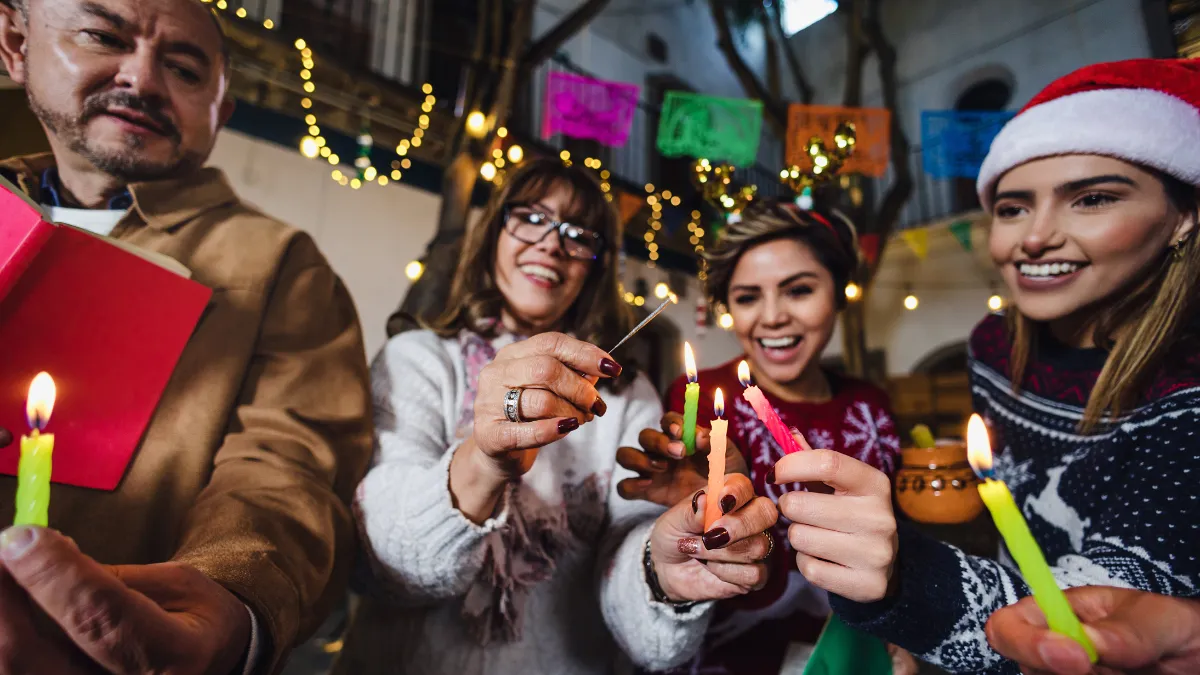 Las posadas 2025 en México comenzarán el 16 de diciembre, una tradición llena de música, ponche y piñatas.