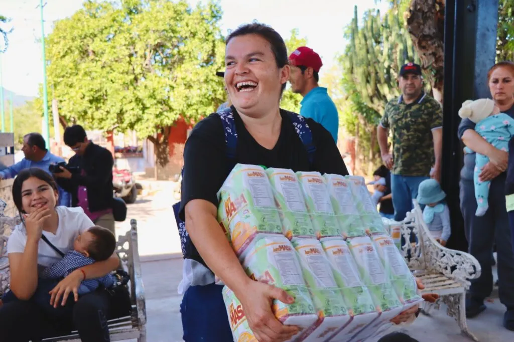 José Paz López impulsa programas sociales para fortalecer las comunidades de Badiraguato en 2026