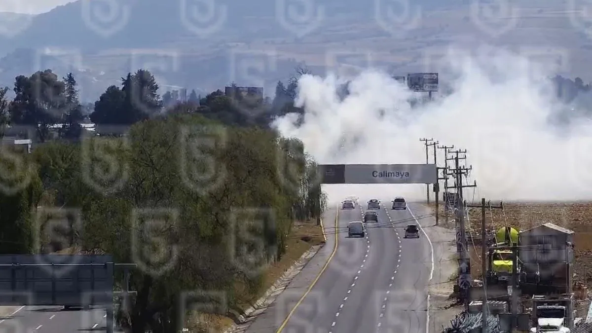 Incendio en la Toluca-Tenango afecta la visibilidad vial