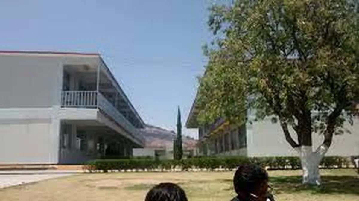 Docentes del Conalep de Santa Cruz Atzcapotzaltongo inician protesta