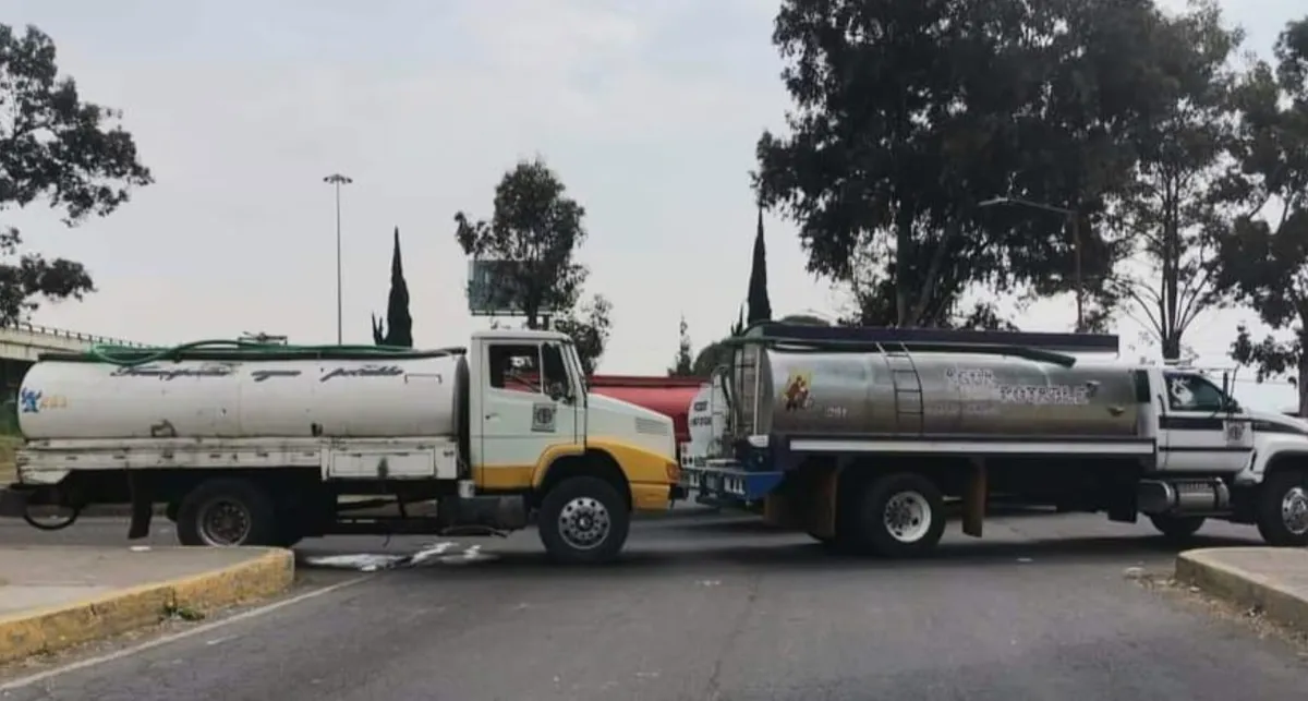 Chalco: Piperos bloquean la carretera México-Cuautla