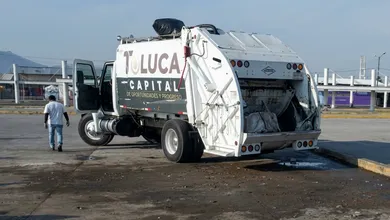 Toluca garantiza recolección de basura pese a incidente en Xonacatlán.