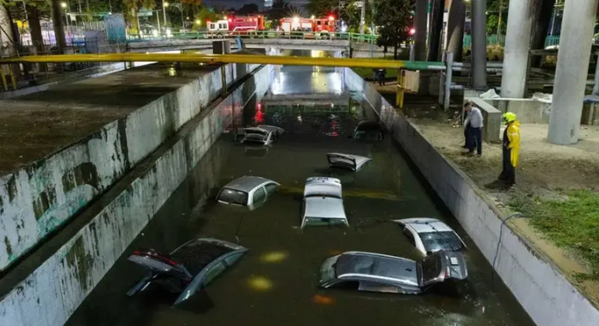 ¿Qué saber sobre seguros que cubren a tu auto por inundación?
