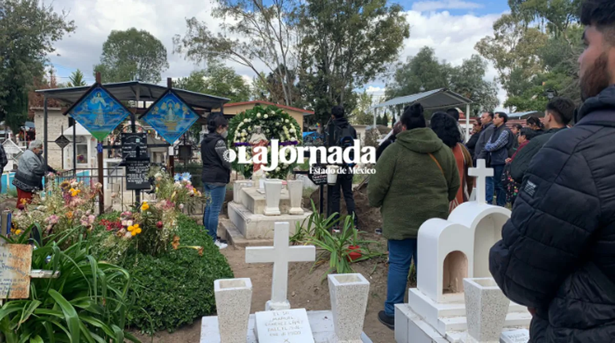 Texcoco: Despiden a Michelle, la joven que murió tras “portazo” en concierto