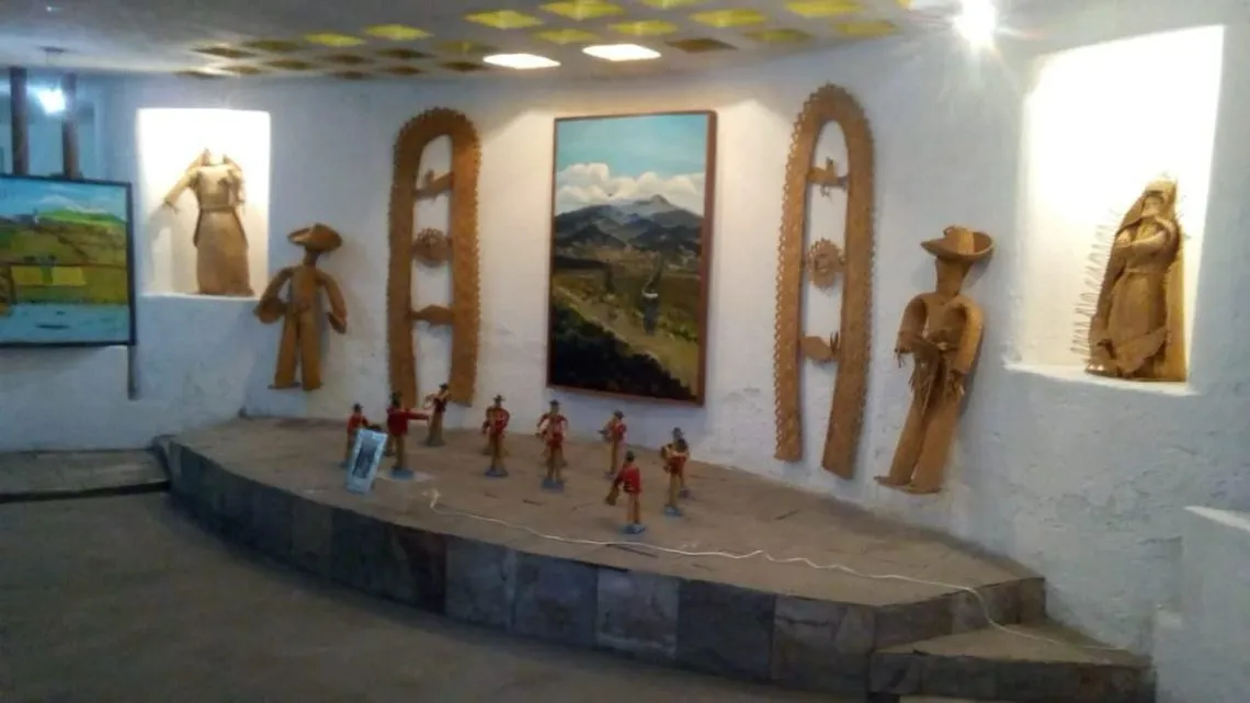 Artesanía de tule, un símbolo identitario de San Pedro Tultepec