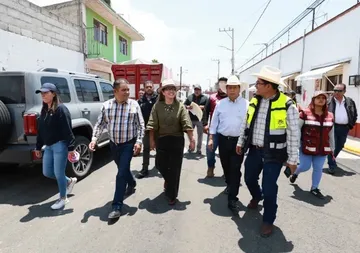Con apoyo del pueblo, Azucena Cisneros dignifica Santo Tomás Chiconautla