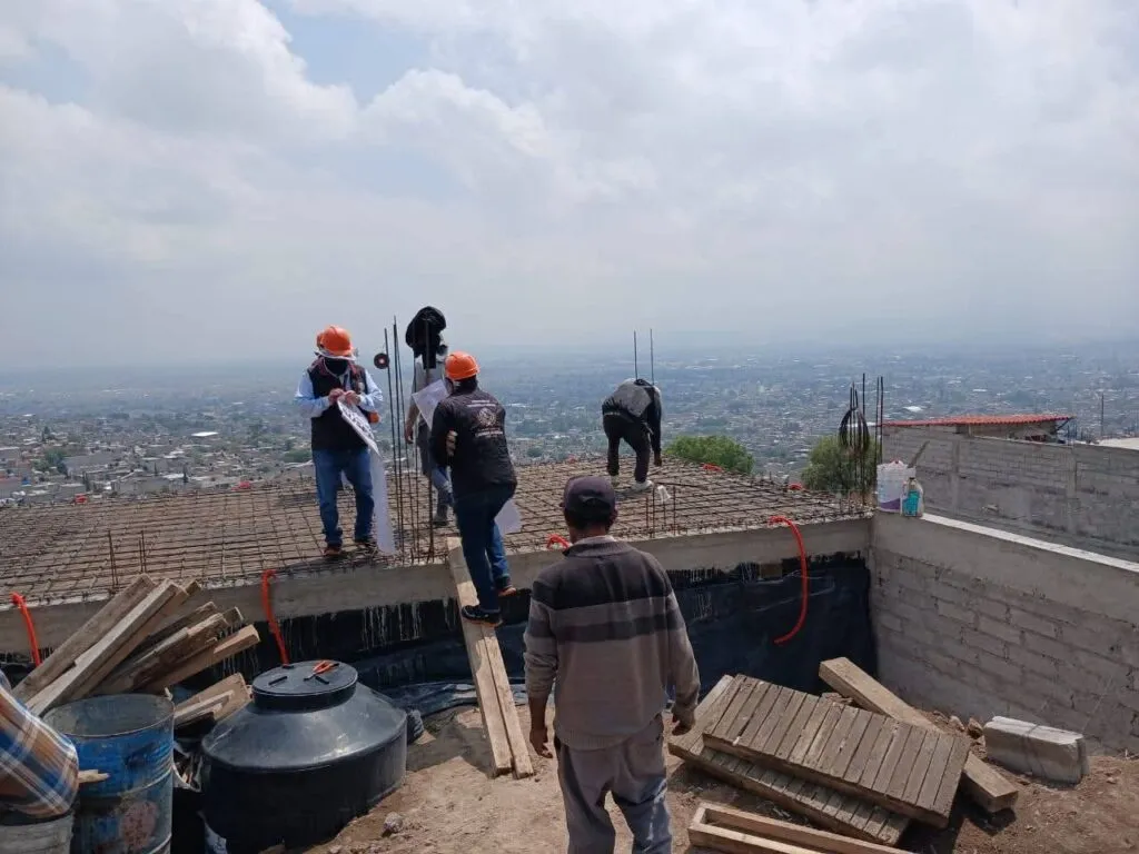 Suspenden construcción de casas fuera del límite urbano en Chimalhuacán