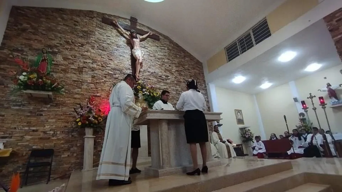 Diócesis de Ecatepec lanza alerta por sacerdotes “piratas”