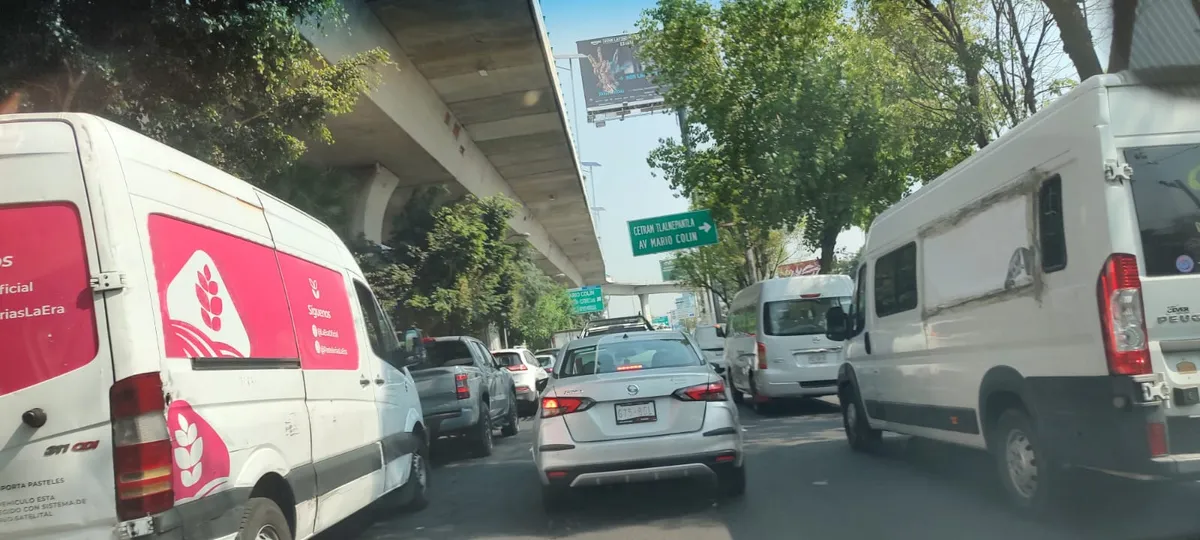 Las movilizaciones y bloqueos están causando un severo caos vial en diferentes zonas y la desesperación de los automovilistas.