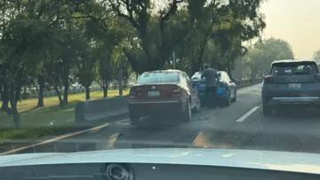 Tráfico intenso en Paseo Tollocan por accidente vial rumbo a CDMX