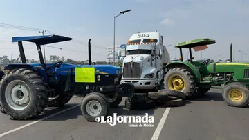 Ejidatarios de Tonanitla paralizan carretera al AIFA por conflicto territorial