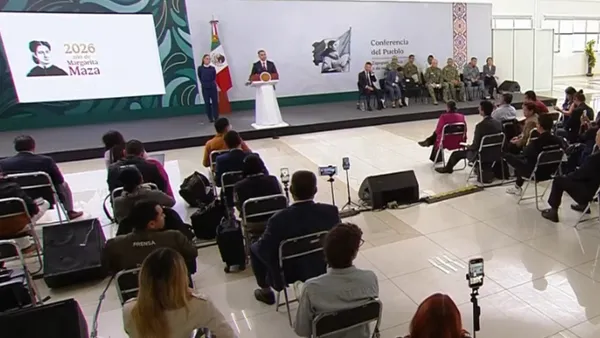 Autoridades federales realizaron un operativo en el funeral de El Mencho en Zapopan, Jalisco, con presencia de Guardia Nacional y Ejército para evitar disturbios tras bloqueos y quema de vehículos.