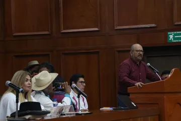 Tlalnepantla: Vecinos piden a diputados frenen construcción de viviendas en la Sierra de Guadalupe