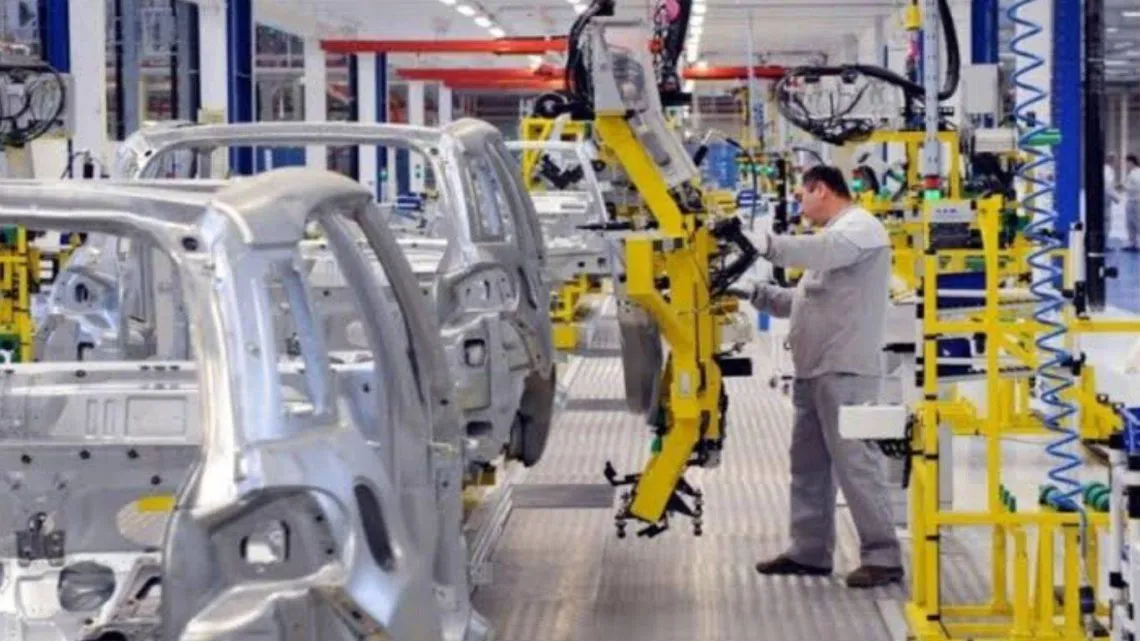 Trabajadores de la industria automotriz Edomex en incertidumbre con gobierno de E.U.