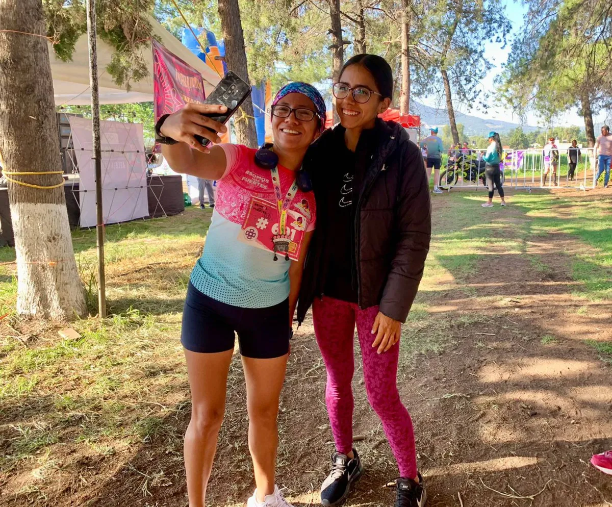 Maratonista olímpica motiva a mujeres de Teotihuacán
