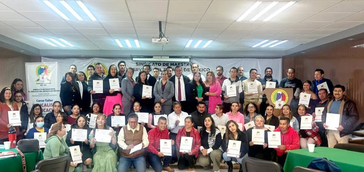 Más de mil docentes del SMSEM se capacitan en sindicalismo y educación