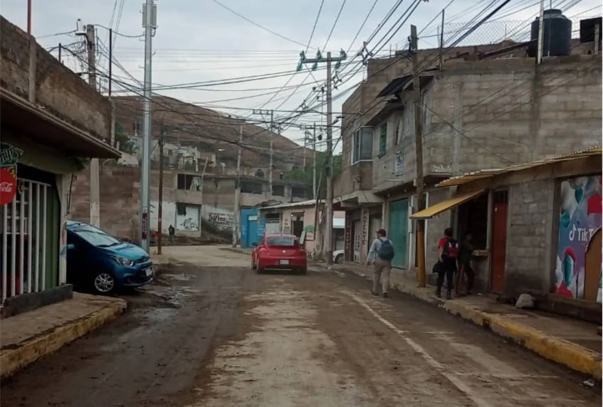 Chimalhuacán: Concluyen trabajos de limpieza en tras fuertes lluvias