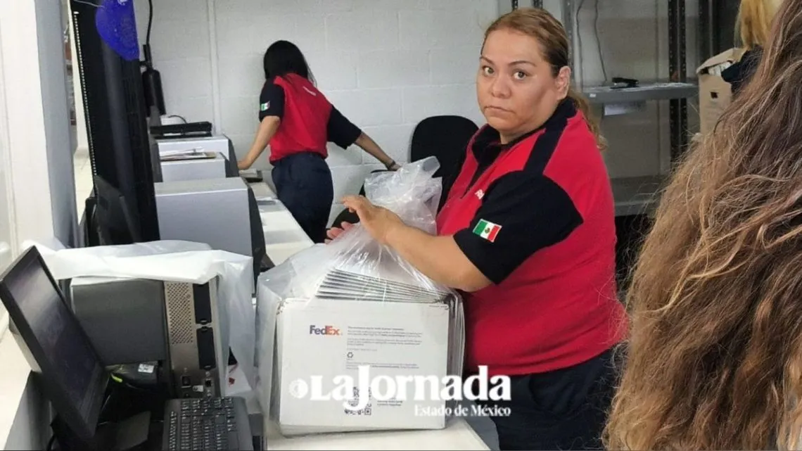 INE envía 53 mil paquetes postales electorales para mexicanos residentes en el extranjero