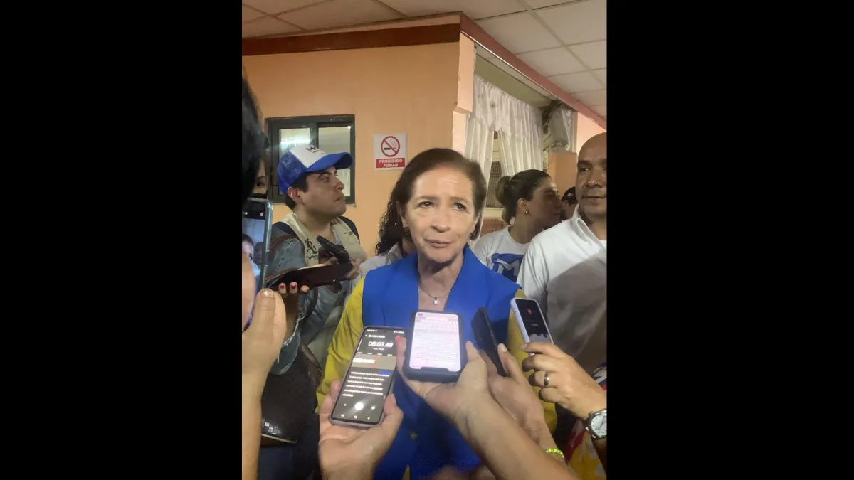 Se adhieren militantes del Partido Verde a la campaña de Angélica Moya