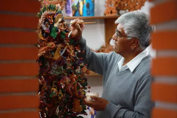 Artesanos están siendo relegados por la era digital