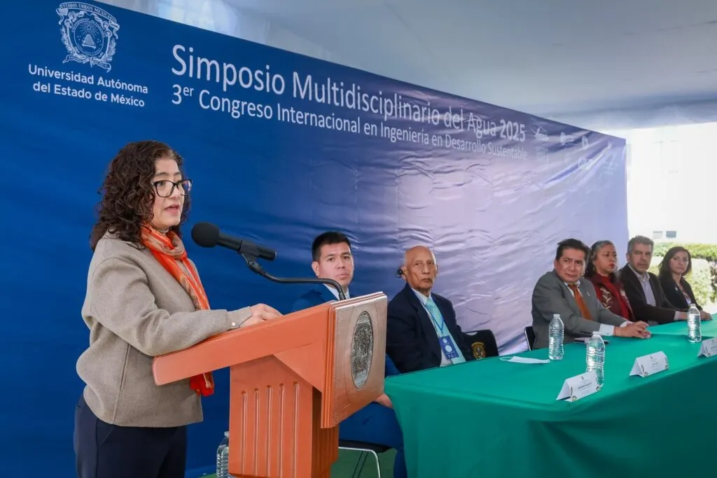 UAEMéx y Secretaría del Agua firman convenio para impulsar la sustentabilidad y la seguridad hídrica en el marco del Simposio Multidisciplinario del Agua 2025