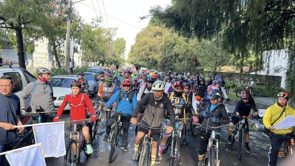 Accidente y rodada vuelven lenta la circulación en la entrada a Lerma