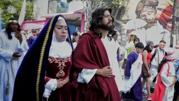 Este 2025 el personaje de Jesús de Nazaret en la Representación de Semana Santa en Iztapalapa es interpretado por José Julio Olivares. Foto Jair Cabrera Torres