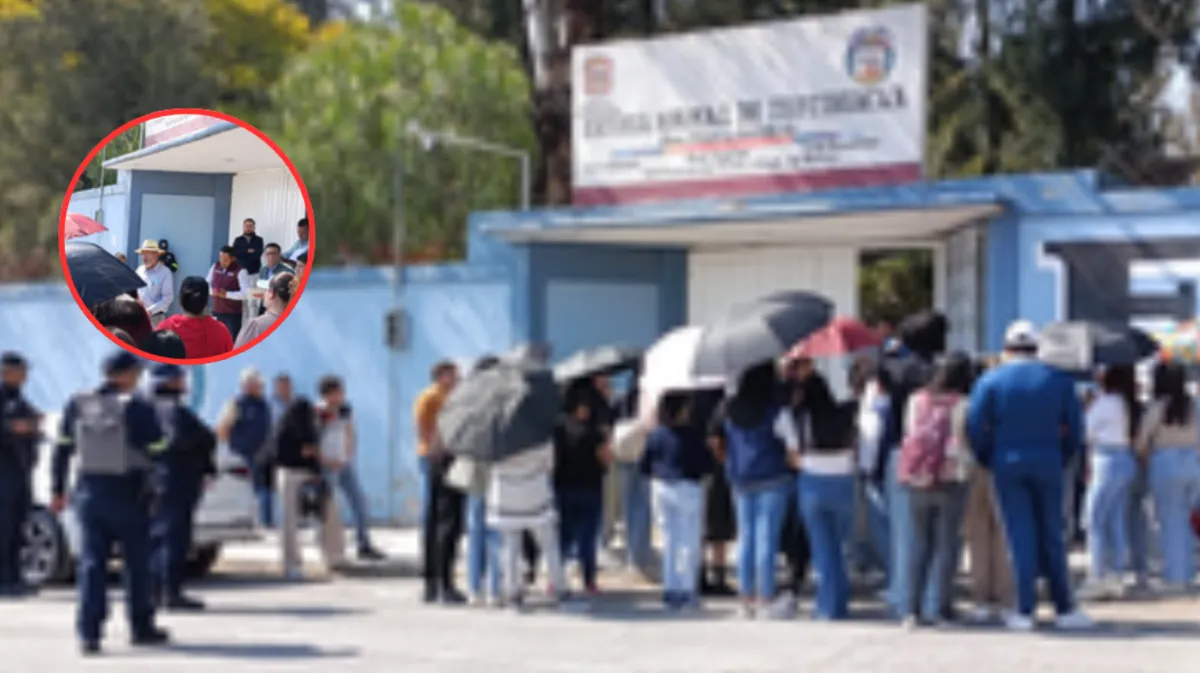 Estudiantes protestan en la Normal de Teotihuacán por presunta mala administración