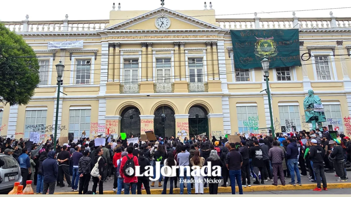 Consejo universitario realiza  sesión extraordinaria