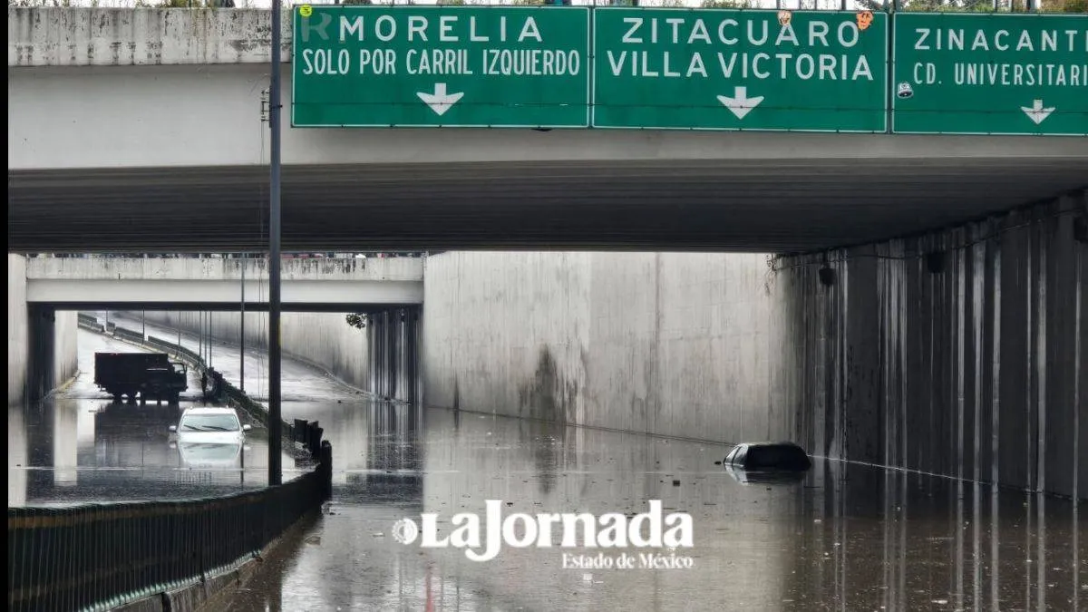 Toluca: Colapsan principales avenidas tras lluvia
