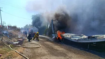 Incendio en tarimera en Teoloyucan