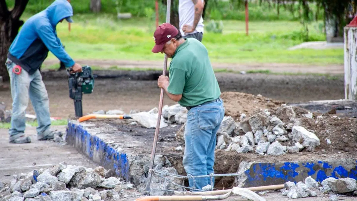 Módulos pirotécnicos son reconstruidos tras explosión en Tultepec