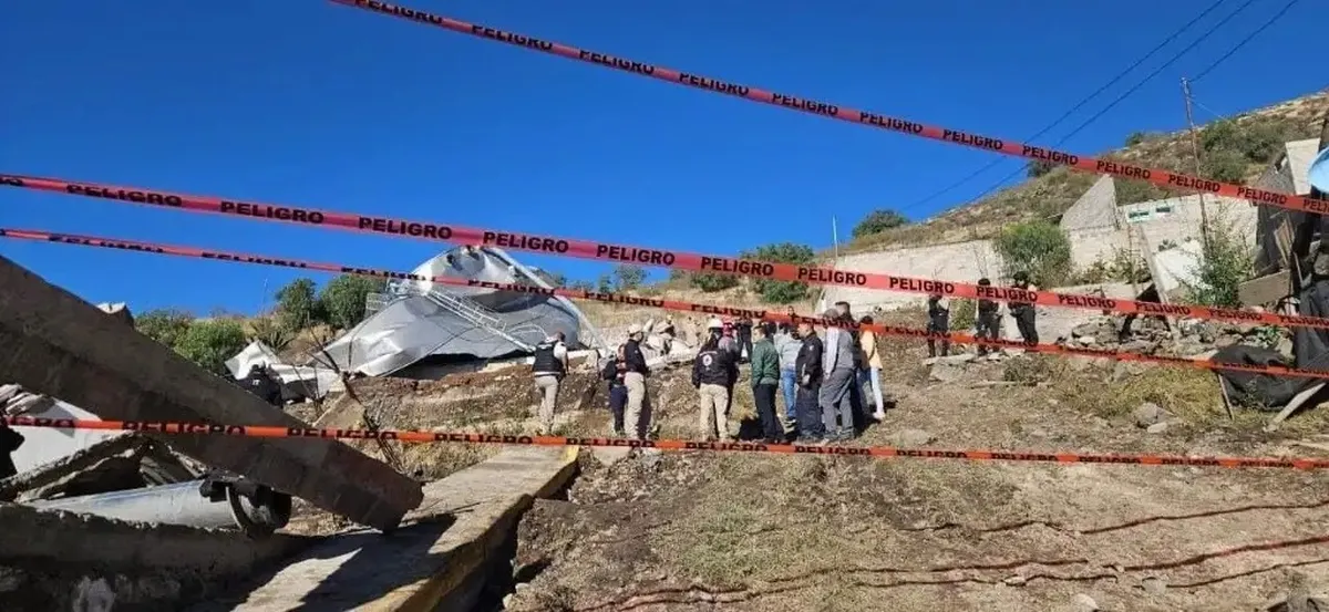 Chimalhuacán: Investigan colapso de tanque de agua