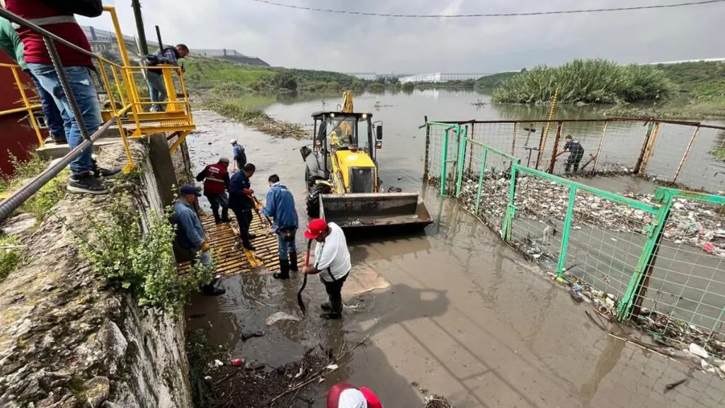 Vigilancia permanente en la Presa El Ángulo, Cuautitlán Izcalli, ante intensas lluvias