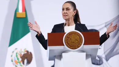 Desde Palacio Nacional, Sheinbaum afirmó que la coyuntura que se enfrenta hoy tras la imposición de aranceles por parte de Trump, “no va haber sumisión”.