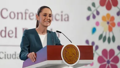 La Presidenta dijo que “no hay riesgo, dicho no solamente por la presidenta, sino por los bancos en México y todo el sistema financiero”.