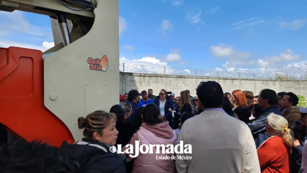 En Mexicaltzingo exigen agua potable